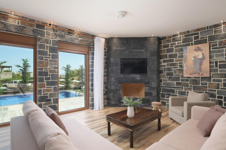 Room 5, Turtulli Castle Stone Villa 2 - Private Pool Oasis, Crete
