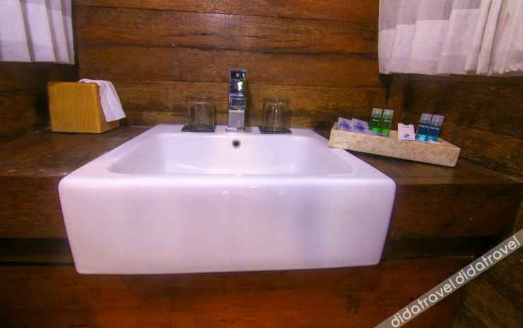 Bathroom, Beejay Bakau Resort, Probolinggo
