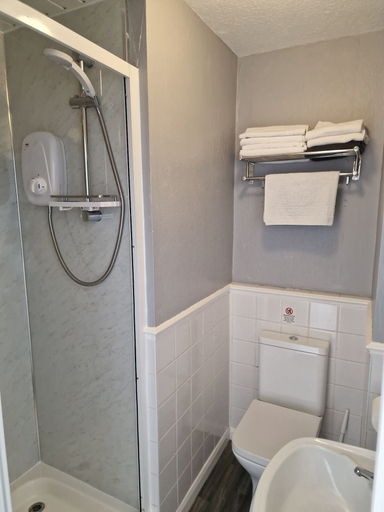 Bathroom 3, The Europa, North Yorkshire