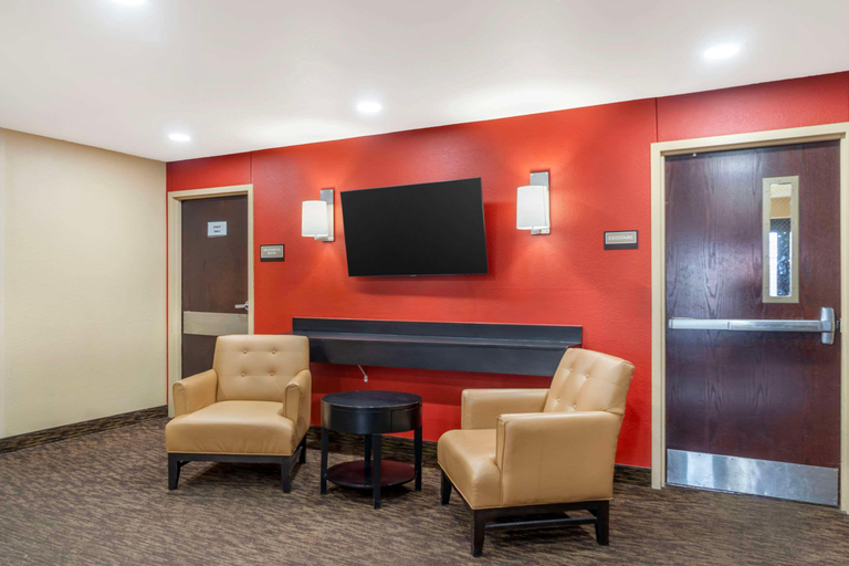 Public Area 2, MainStay Suites Chicago Hillside, Cook