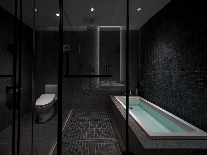 Sport & Beauty 2, Mangshu Taotangzhiqiu Seaview Hotel, Dali Bai