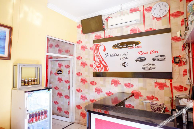 Others 2, Pandawa Guest House at Ngaliyan Square Mitra RedDoorz, Semarang