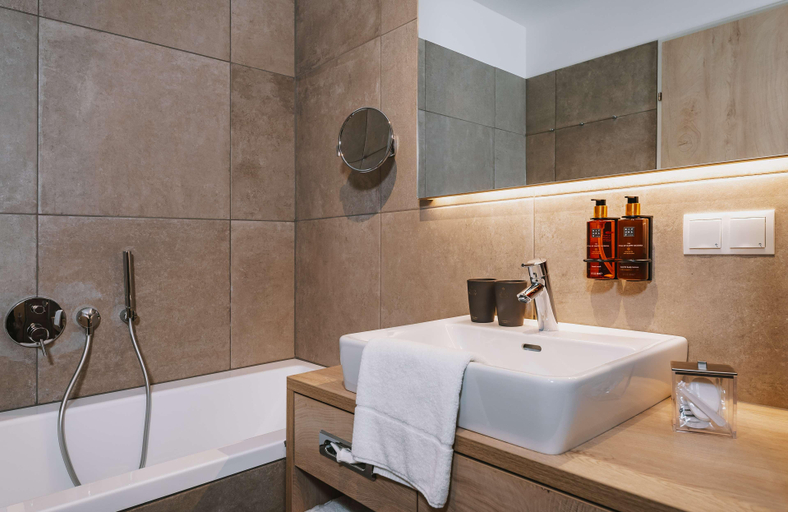 Bathroom 4, Elements Resort Zell am See, Zell am See