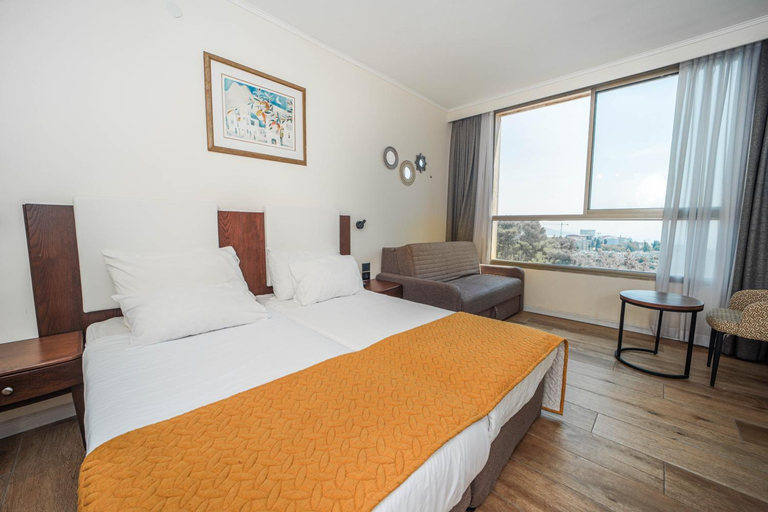 Bedroom 3, Hotel Plaza Nazareth Ilit