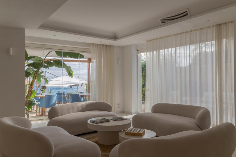 Public Area 4, Hotel Pagoda, Napoli