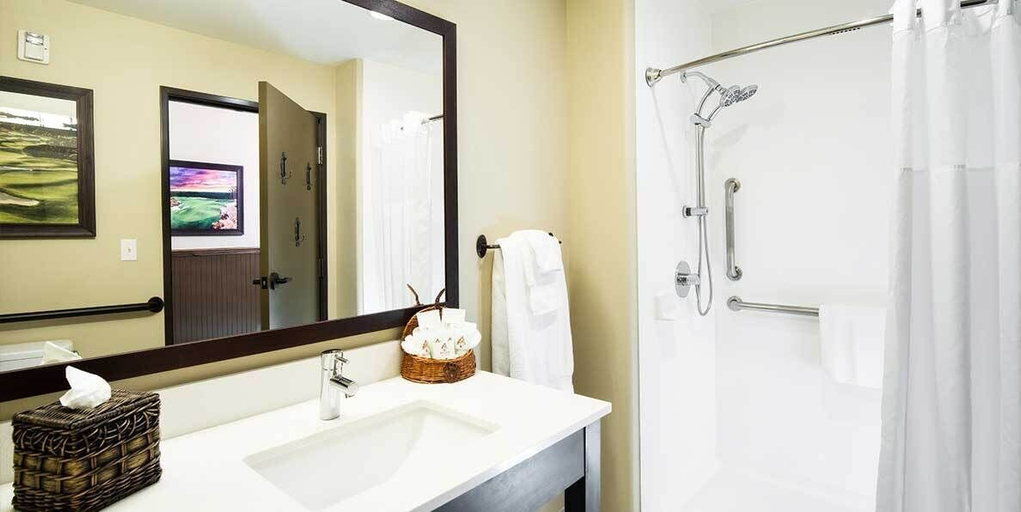 Bathroom 5, Angler's Lodge Hollister, Taney