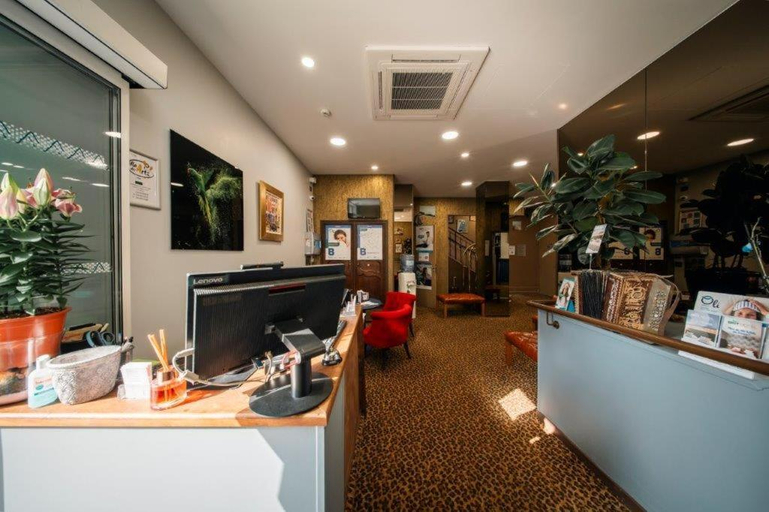 Public Area 3, BRIT HOTEL PRIVILEGE LISIEUX – La Villa des Arts, Calvados