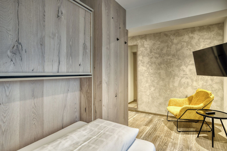 Bedroom 3, Hotel Alte Post, Kitzbühel
