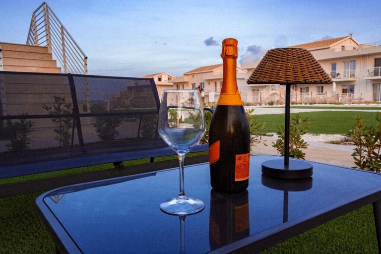 Food & Drinks, Borgo 84 La Perla Marzamemi, Syracuse