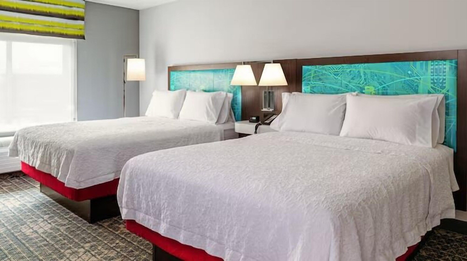 Bedroom 2, Hampton Inn & Suites By Hilton Decatur, Morgan