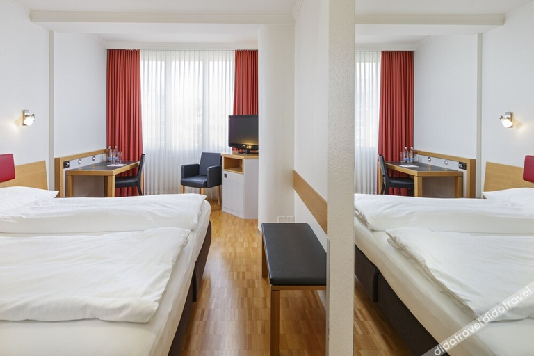 Bedroom, Swiss Star Irchel, Zürich