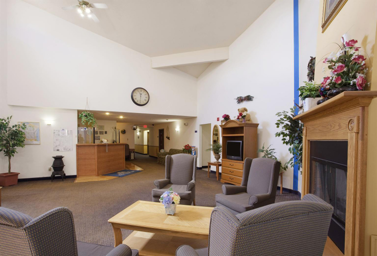 Public Area 2, AmericInn by Wyndham Lake Mills, Jefferson