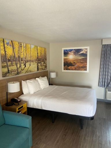 Bedroom 3, Days Inn by Wyndham Worland, Washakie