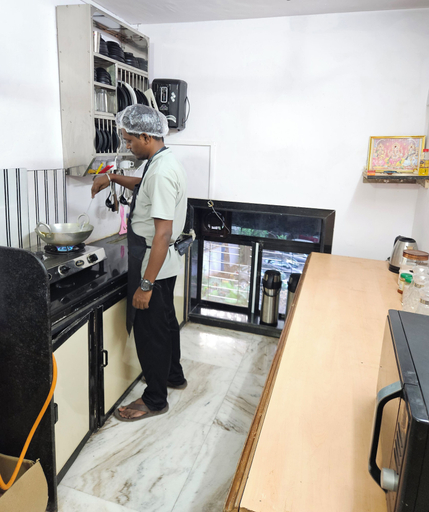 Others 4, Astha Kandivali Service Apt, Mumbai Suburban