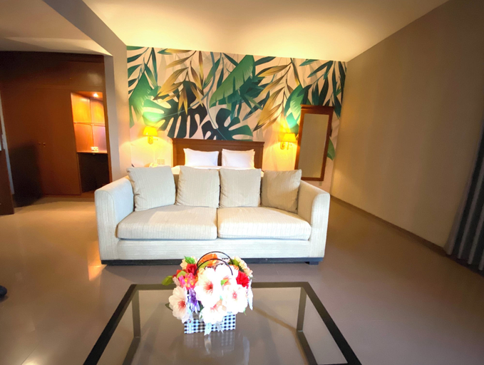 Others 3, Golden Season Hotel, Samarinda