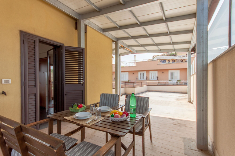 Room 3, Vicer Apartment With AC and Wi-fi, Catania
