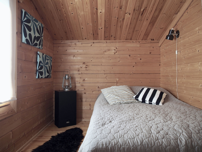 Bedroom 3, Cozy 4BR Lakeside Cottage with Sauna, Päijänne Tavastia
