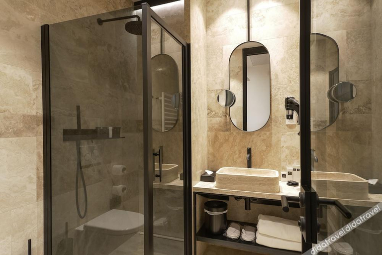 Bathroom 3, Mottl House by Adrez, Praha 1
