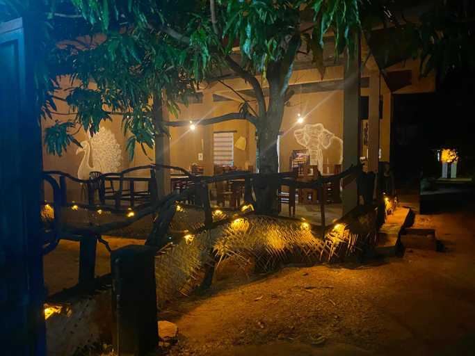 Food & Drinks 4, Tamarind Tamarind Resort, Tourist Board Approved, Palugaswewa