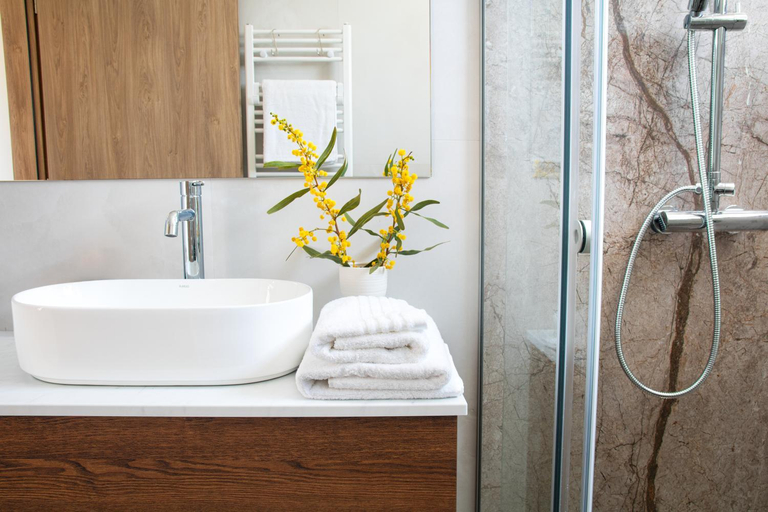 Bathroom 3, Divine Crete, Crete