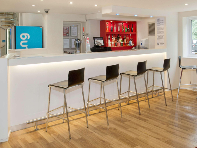 Food & Drinks 4, Travelodge Manchester Sportcity, Tameside
