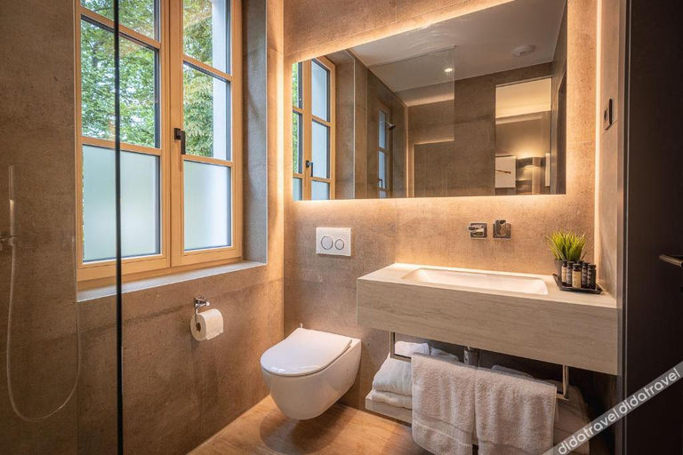 Bathroom 3, Sunrose 7 - Gourmet & SPA Hotel (16+), Bohinj
