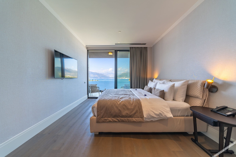 Bedroom 3, Monte Palm Beach