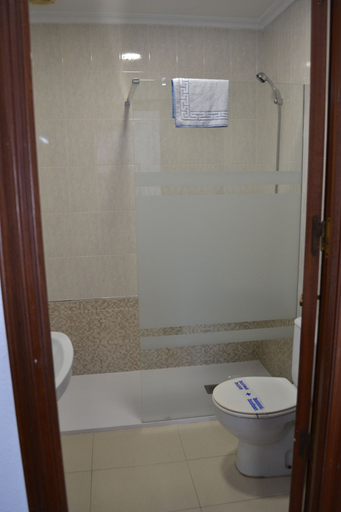 Bathroom 3, BENNINGTON, Alicante