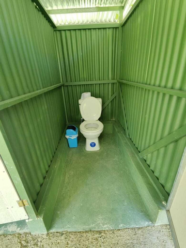 Bathroom, Zompopas Trail, Golfito