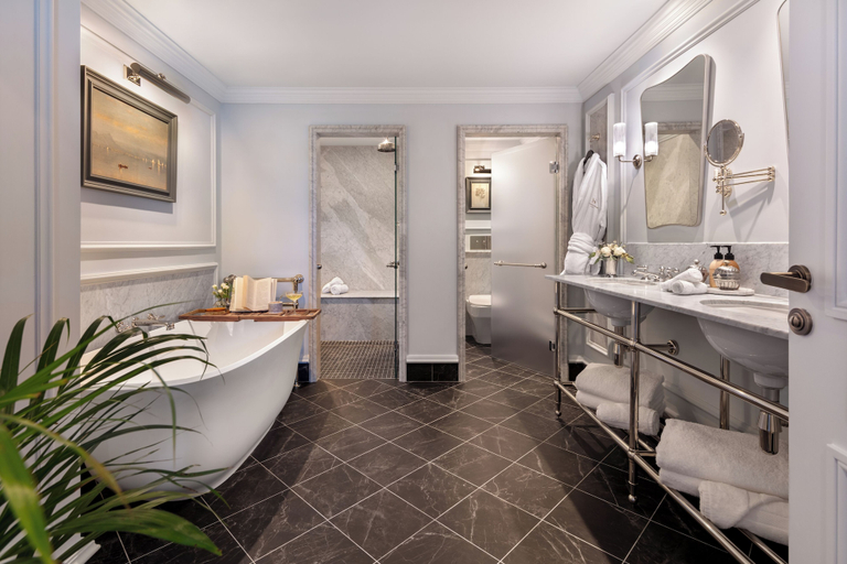 Bathroom 5, Hayfield Manor