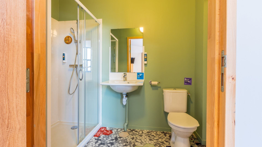 Bathroom 4, The People Le Havre, Seine-Maritime