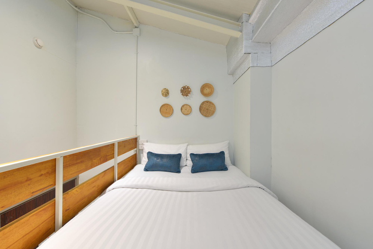 Bedroom 12