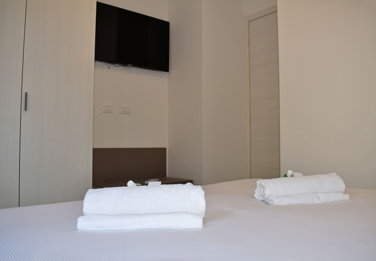Bedroom 2, Residence Lake Como, Lecco