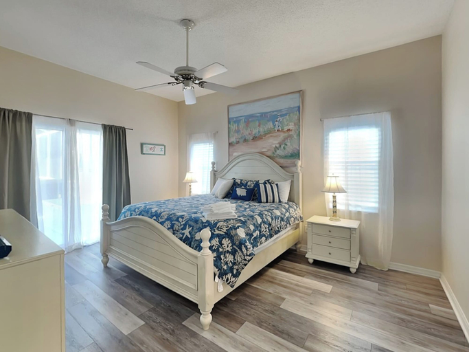 Bedroom 3, Cool Water by Distinctive Beach Rentals, Flagler