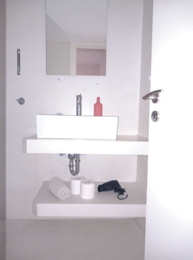 Bathroom, Koukaki Penthouse, Attica