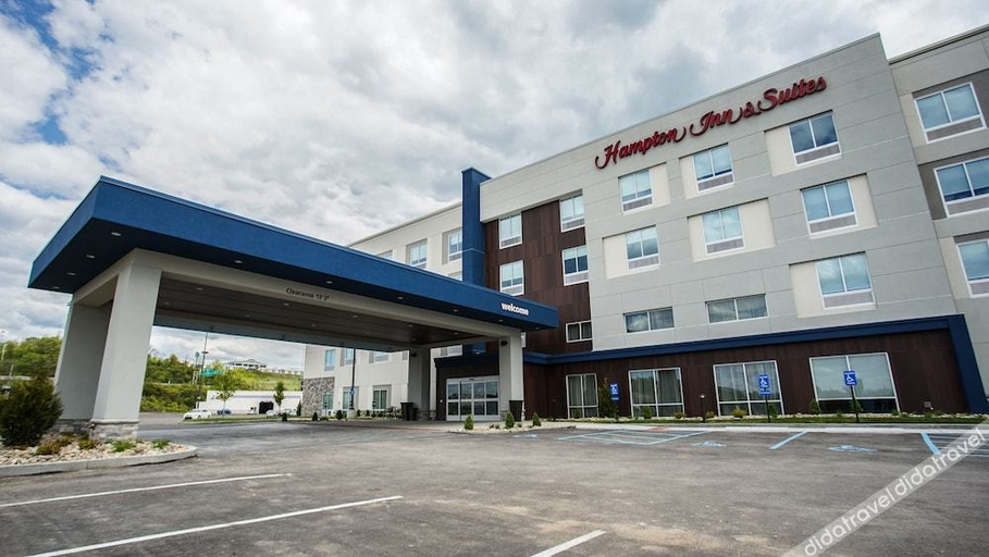 Exterior & Views, Hampton Inn & Suites St. Clairsville, Belmont