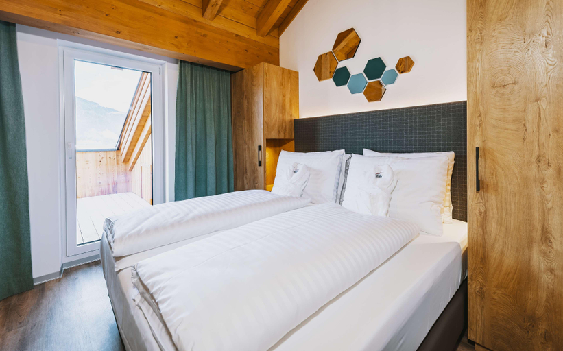 Bedroom 3, Elements Resort Zell am See, Zell am See