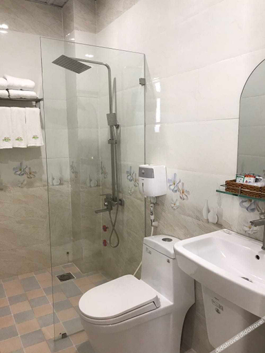 Bathroom 3, Lucky Star Ho Tram, Xuyên Mộc