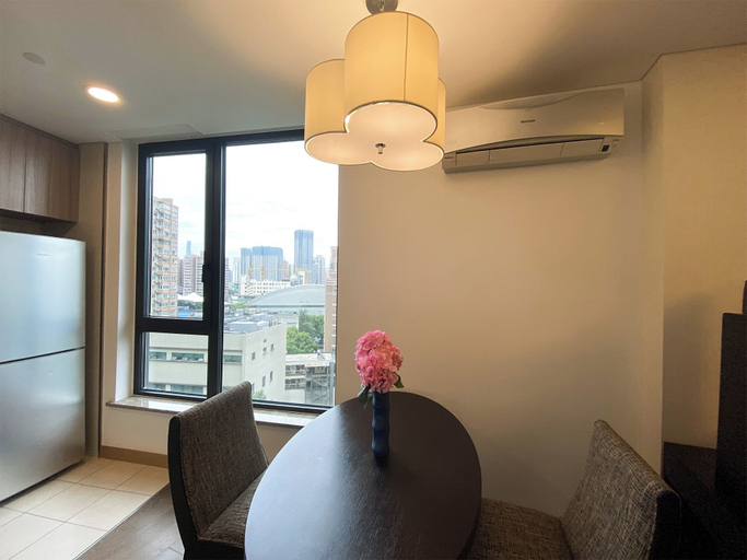 Others 5, Tyms APT Hengshan RD Near IAPM K11 Line9, Shanghai