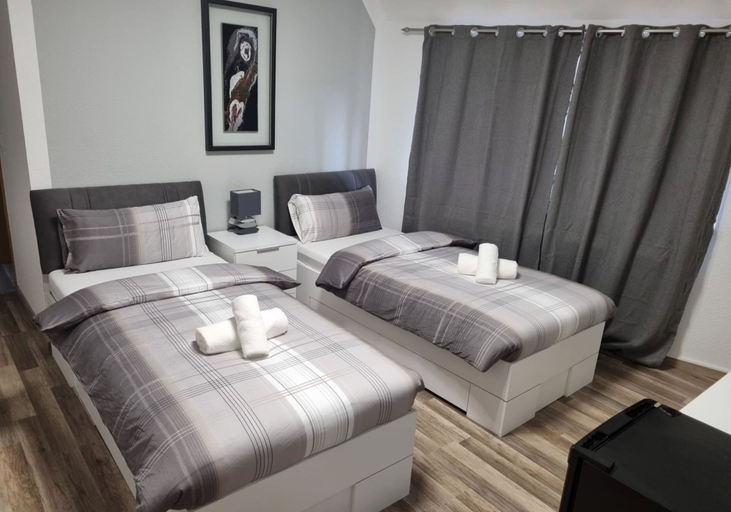 Bedroom 2, Gästezimmer Sarstedt, Hildesheim