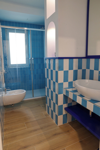 Bathroom 5, Maison Desy&Gio, Napoli