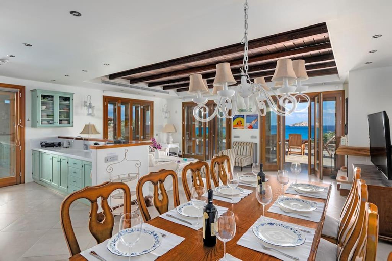 2, Villa Caves II, Crete