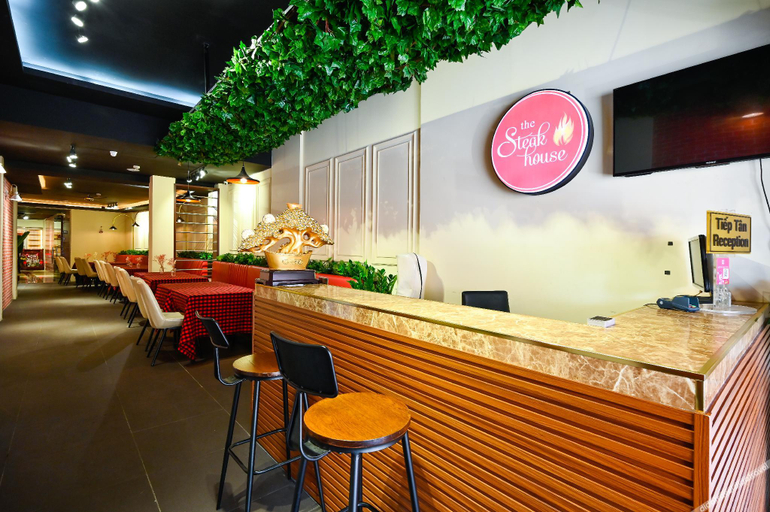 Food & Drinks 4, Amory Hotel Ben Thanh, District 1