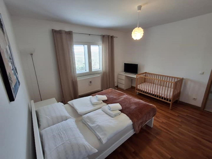 Bedroom 2, Holiday Home Iva & Luca, Benkovac