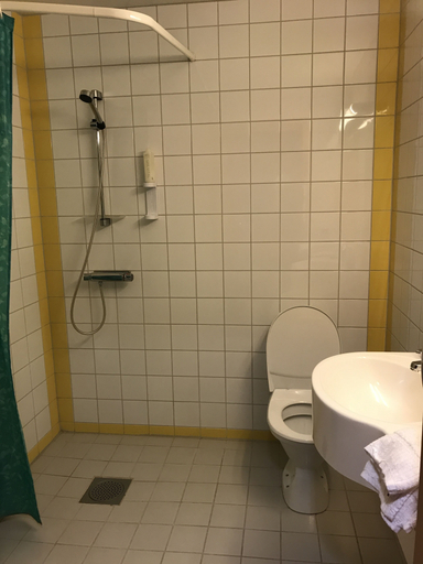 Bathroom 3, Vormsund Golf Hotell Bed & Breakfast, Nesodden
