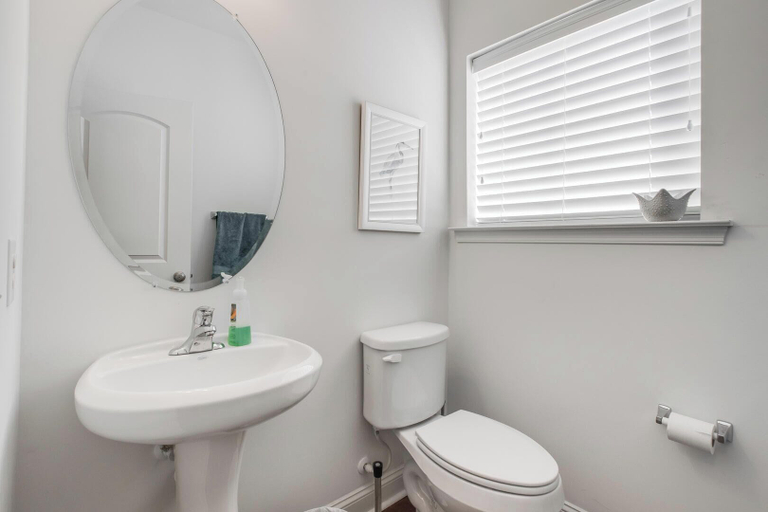 Bathroom 4, Keystone Drive 19796, Sussex
