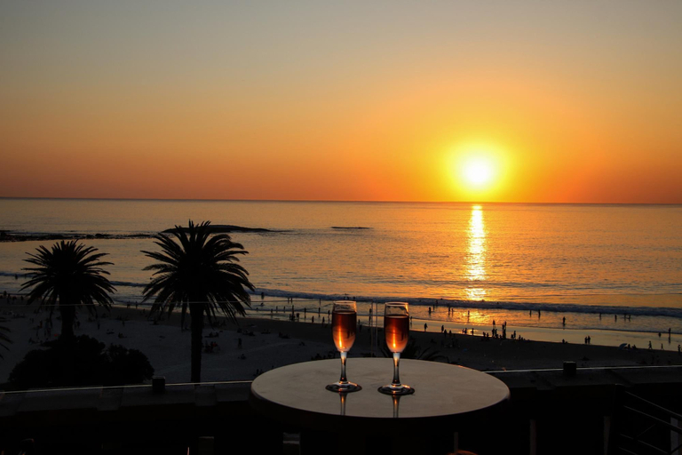Room 3, Camps Bay Beachside 2bed w Sea View Cloud 9, City of Cape Town