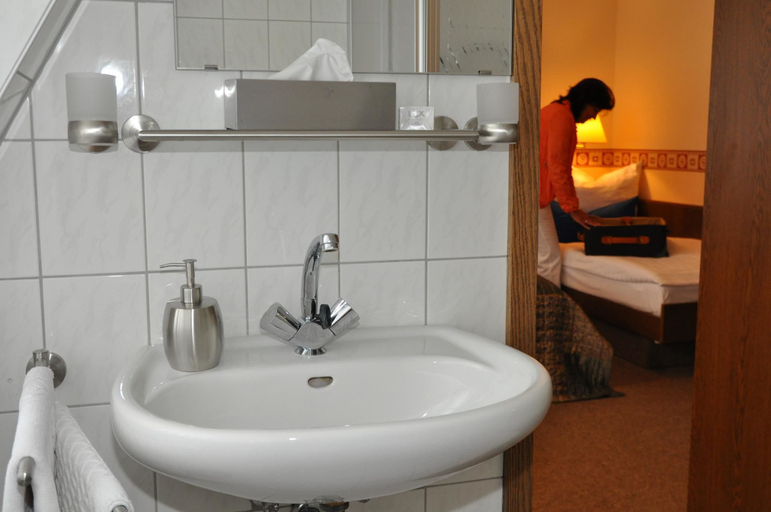 Bathroom 5, Hotel 4 Hufen, Dahme-Spreewald