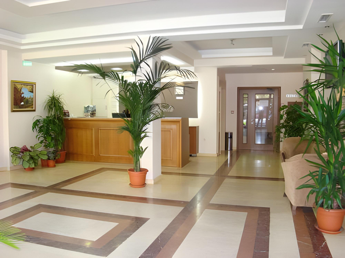 Public Area 3, Legends Hotel, Stolichna