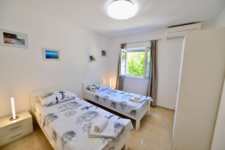 Others 3, Apartments Petarcica Beach, Jelsa